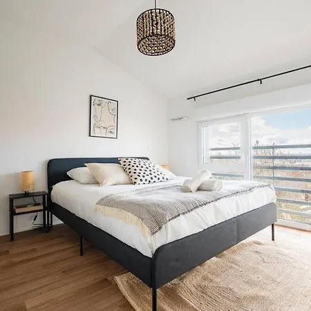 Apartment T3 Spacieux En Duplex, Balcon, Parking, Metro Toulouse