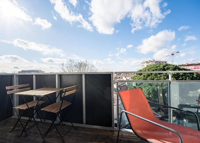 Apartamento T3 Spacieux En Duplex - Balcon - Parking - Metro